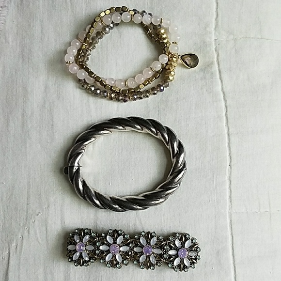 3 Bracelets Two Beaded Stretchy & One Silver Clasp - Picture 2 of 8